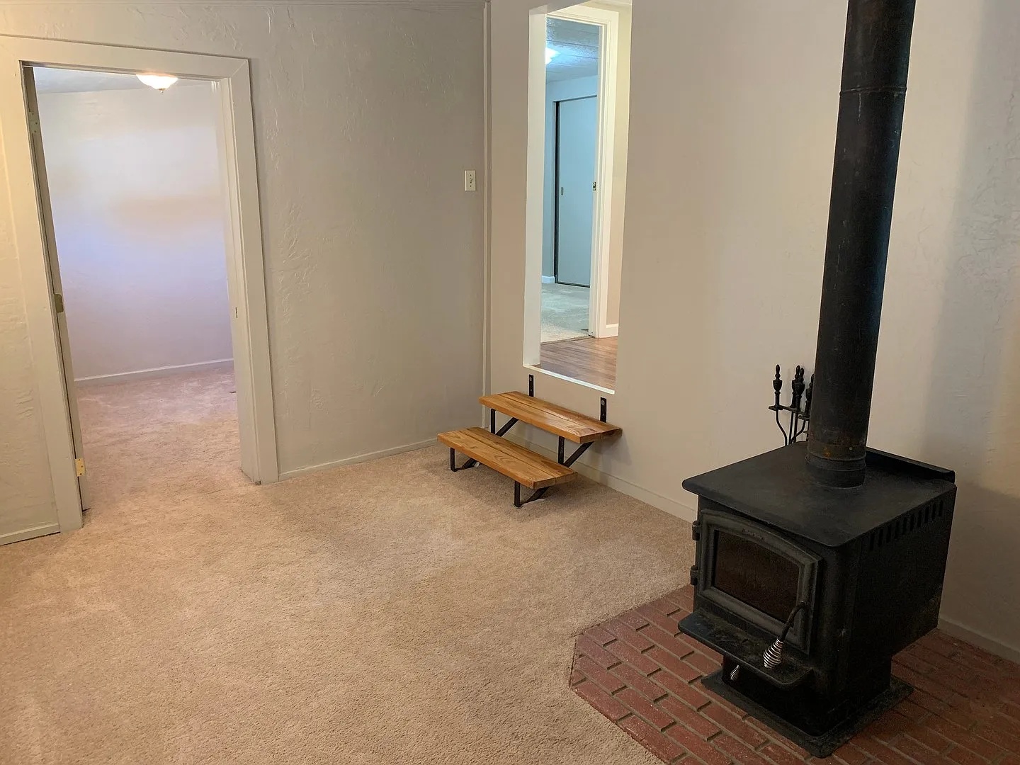 Home in Terrebonne — Photo 4