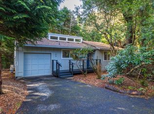 190 SW The Pines Dr, Depoe Bay, OR 97341