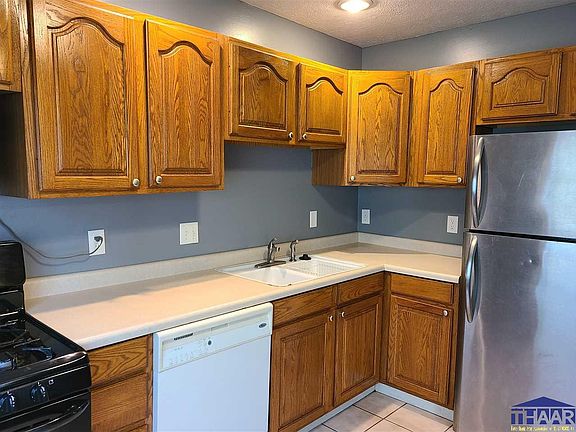 4th image of 1508 N 27th St