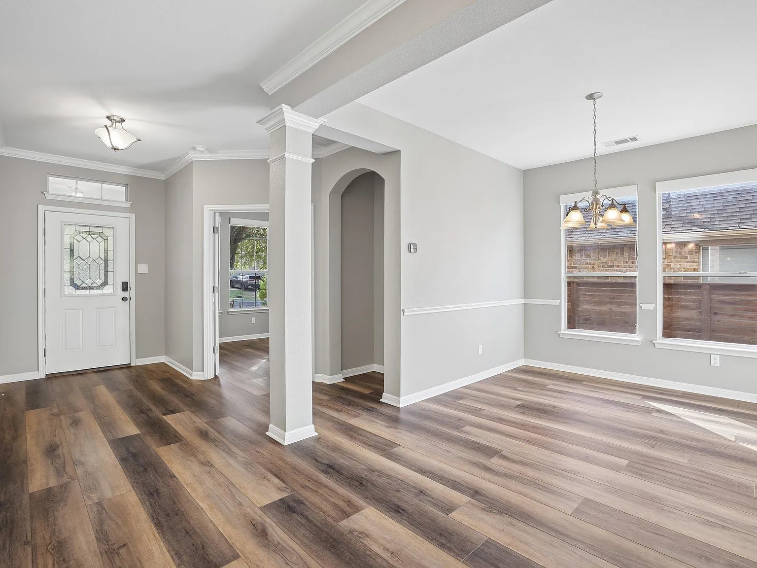3 bed, 3.5 bath, 2812 sqft, $3,400 — Photo 4