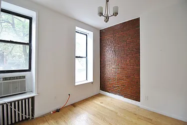 Rented by Julianna Realty Corp