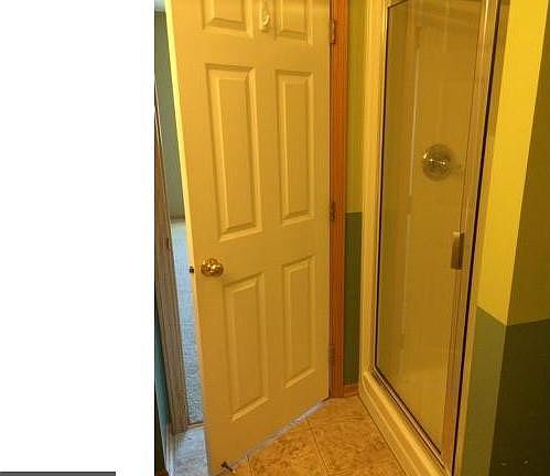 3rd image of 2615 Yellowstone Dr