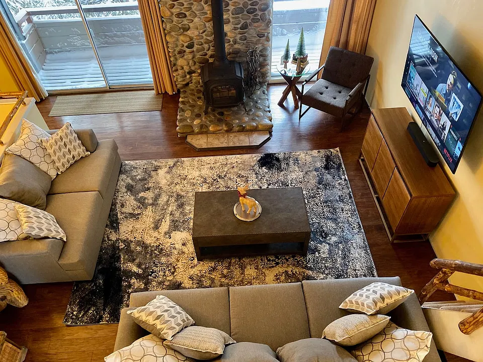 165 Old Mammoth Rd #3