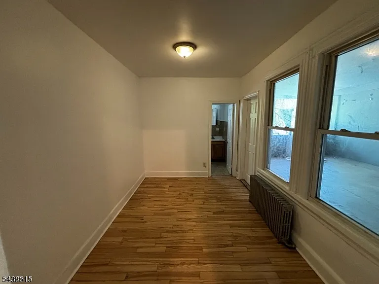 84 Front St — Photo 13