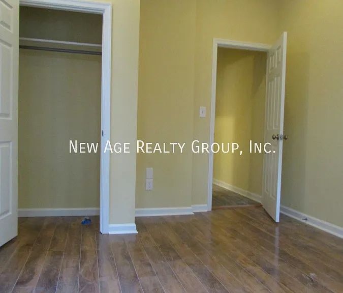 4011 Green St #2 — Photo 5