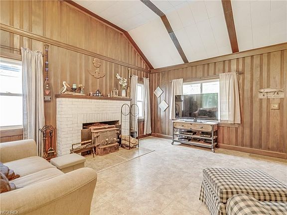 5th image of 10579 Country Club Ln