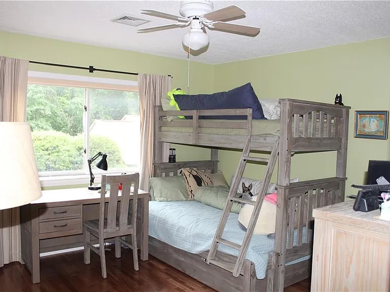 649 Heritage Hls #B — Photo 8