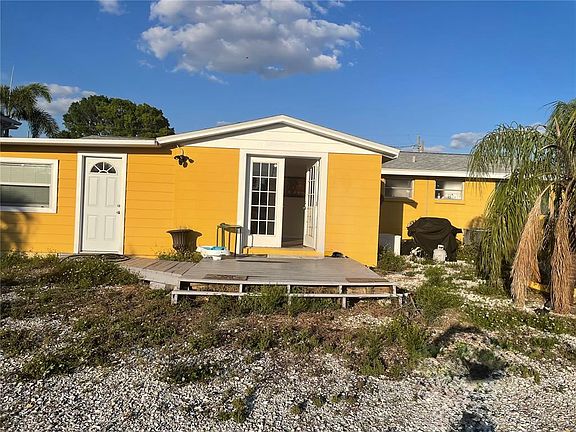 5th image of 744 Gran Kaymen Way