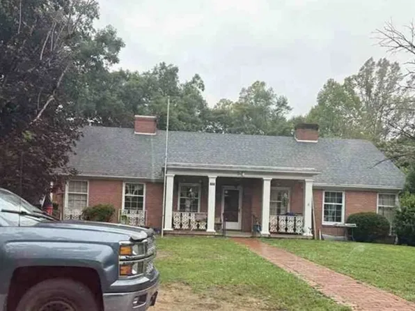 671 Ridgewood Rd, Bassett, VA 24055