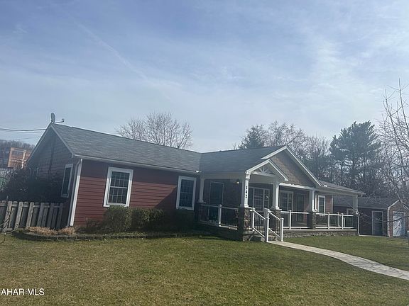 2nd image of 142 Wertz Ave