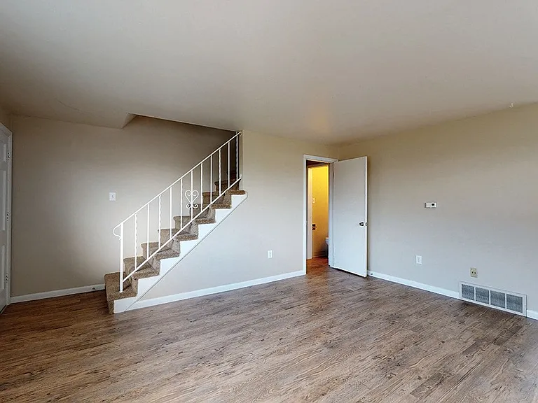 Applewood Gables Townhomes — Photo 45