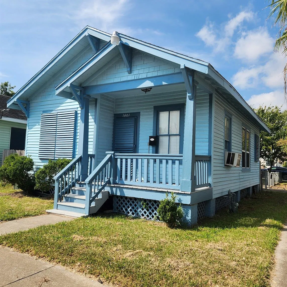 2 bed, 1.0 bath, 789 sqft, $1,500 — Photo 2