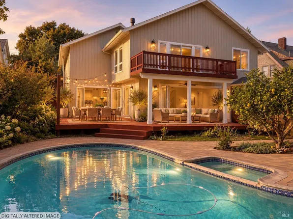 811 D Street, Petaluma, CA 94952