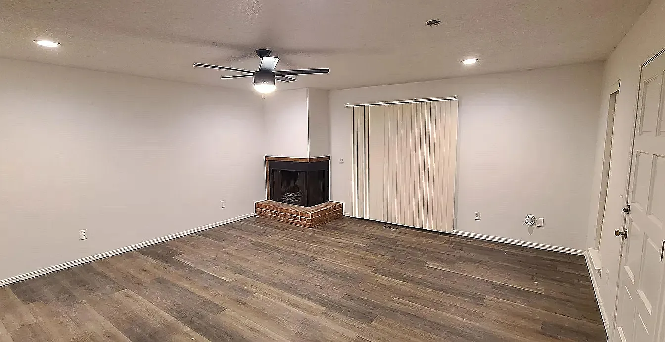 2 bed, 1200 sqft, $1,250 — Photo 1