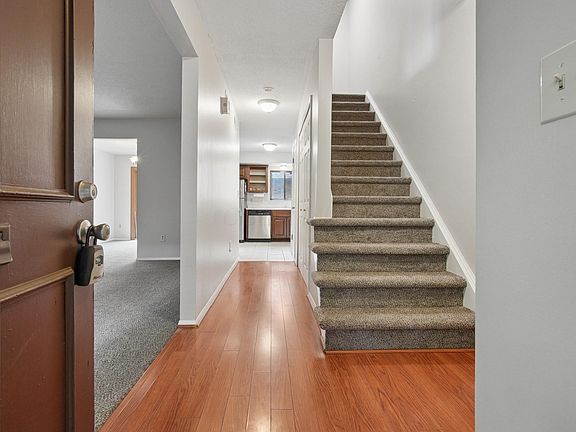 4th image of 4753 Middletowne St #4753E