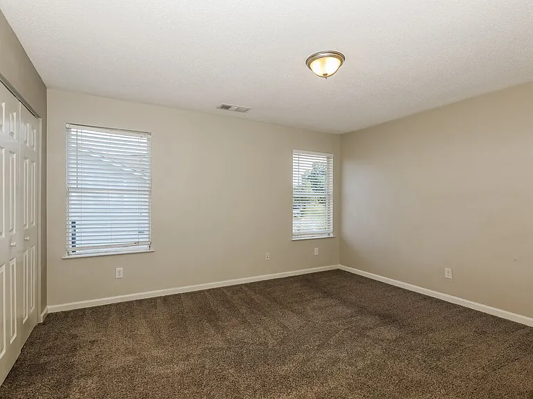 1607 Thornwick Trce — Photo 10