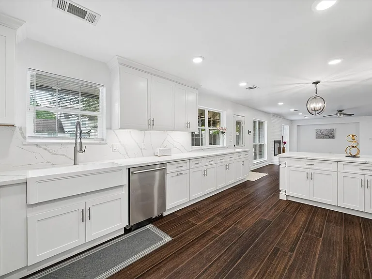 10602 Riverview Dr — Photo 10