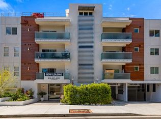 22769 Del Valle St #404, Woodland Hills, CA 91364