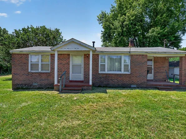 389 Lowery Rd, Smithville, TN 37166