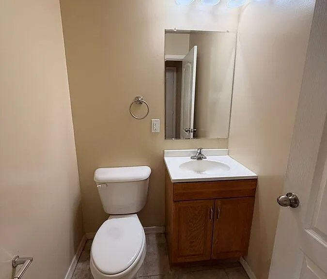 Bell Villas Apartments — Photo 24