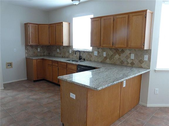 5th image of 7306 Kingston Dr