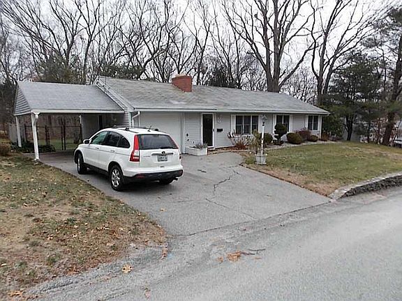 2nd image of 89 Sunrise Ave