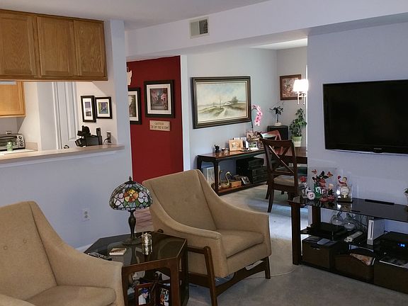 4th image of 4124 Monument Ct #204