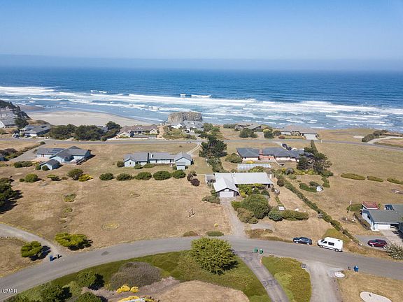 3rd image of 32961 Ocean Meadows Cir
