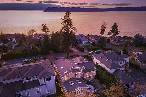 10601 Marine View Dr Photo 1