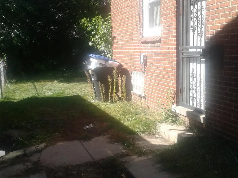 15485 Stout St — Photo 2