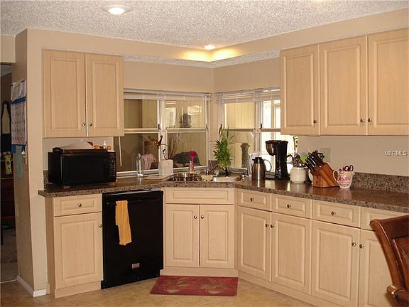2nd image of 1161 Mineola Ct