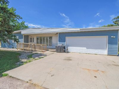 24635 S Garfield Ave, Dell Rapids, SD, 57022