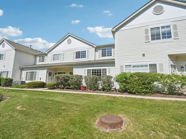 72 Heather Glen Dr #72, Aurora, IL 60504