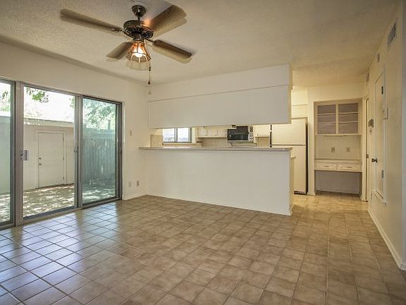 3rd image of 11837 Petal Dr