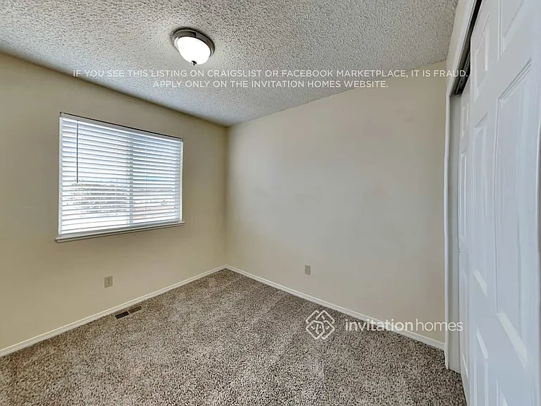 7403 Middle Bay Way — Photo 15