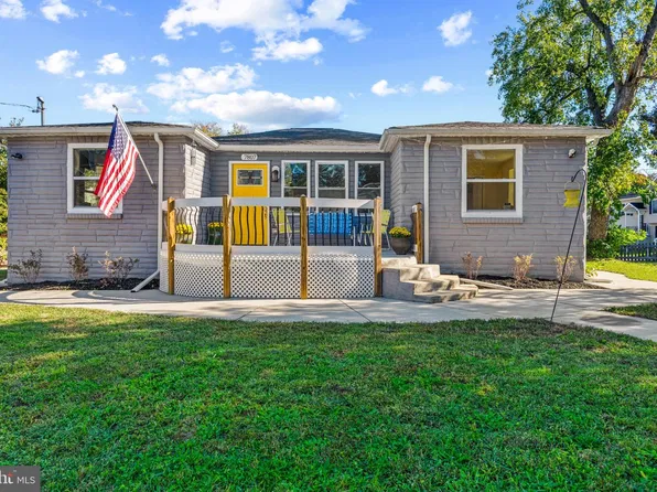 7807 Catherine Ave, Pasadena, MD 21122