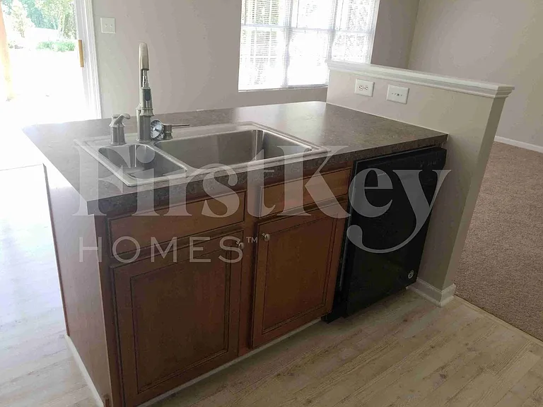 136 Rockbridge Ct — Photo 10