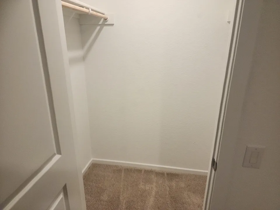 8914 Pyron Pl