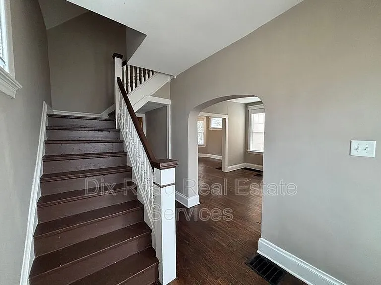 5310 Carthage Ave — Photo 4