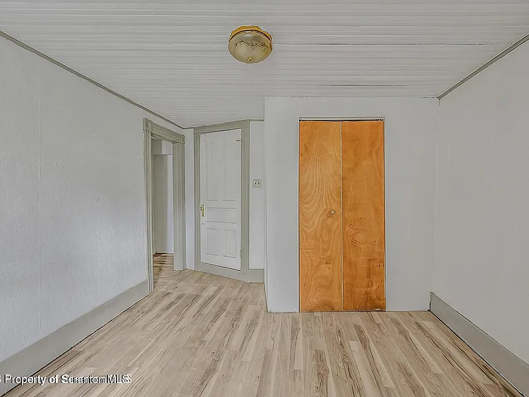 1200 Main St — Photo 23