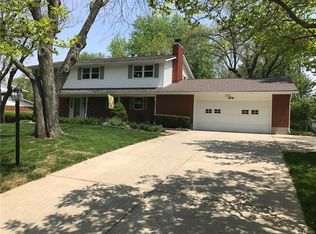 5718 Red Coach Rd, Dayton, OH 45429