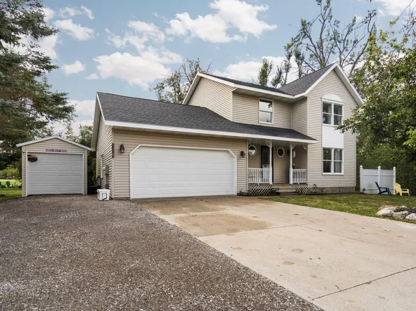 1869 Baden Strasse, Gaylord, MI 49735