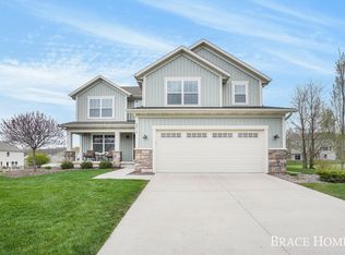 6914 Garden Valley Rd SE, Caledonia, MI 49316