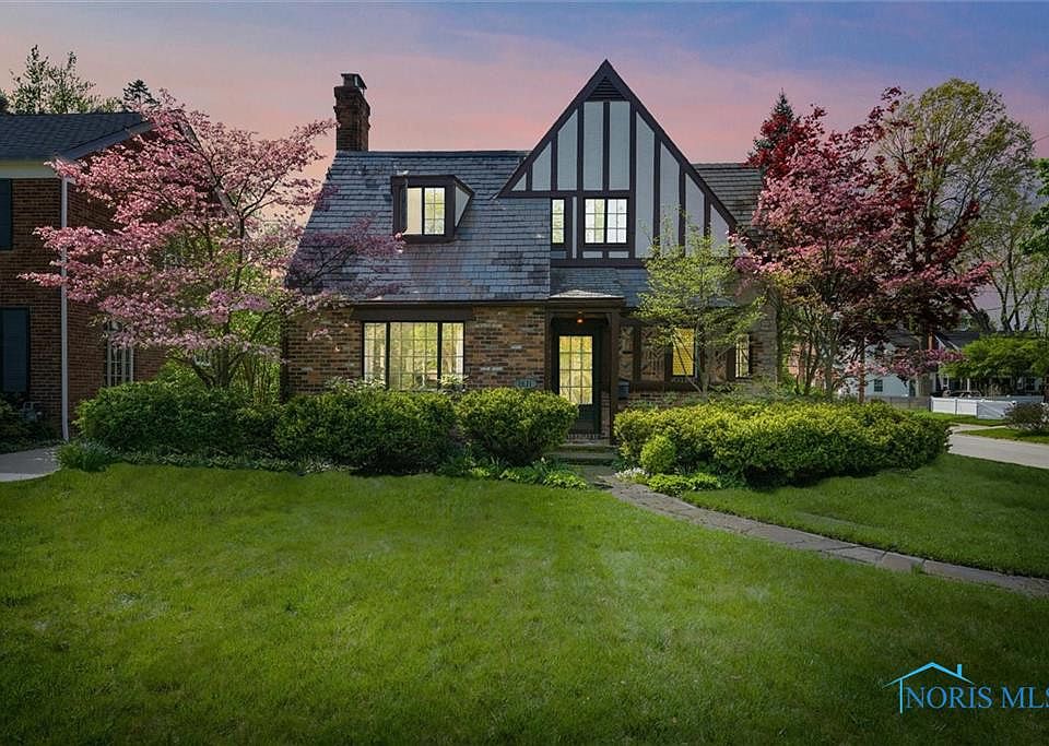 1st image of 2671 Barrington Dr