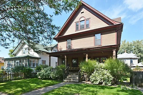 1621 Laurel Ave Photo 1