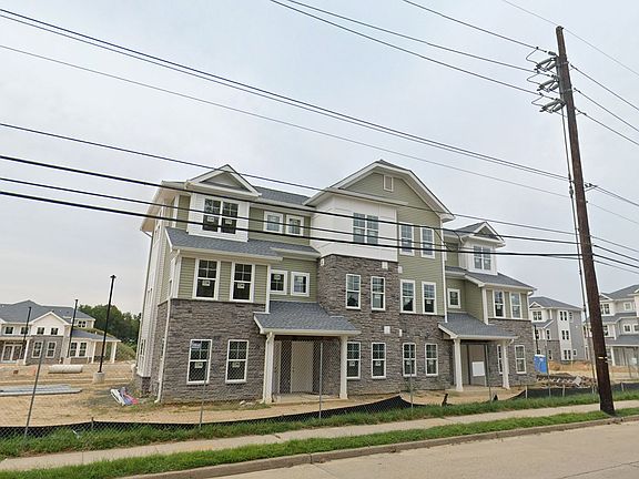 2nd image of 3911 Federal St #9663