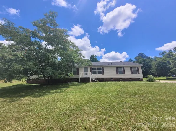 2112 Louanne Dr, Wingate, NC 28174