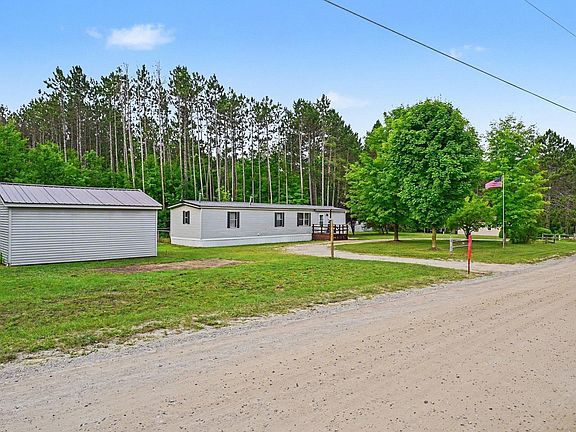 2nd image of 5925 Pine Aire Dr