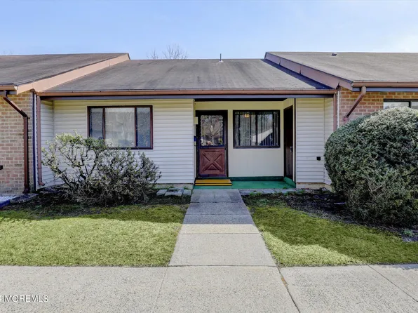 47 Wild Turkey Way #C, Manalapan, NJ 07726