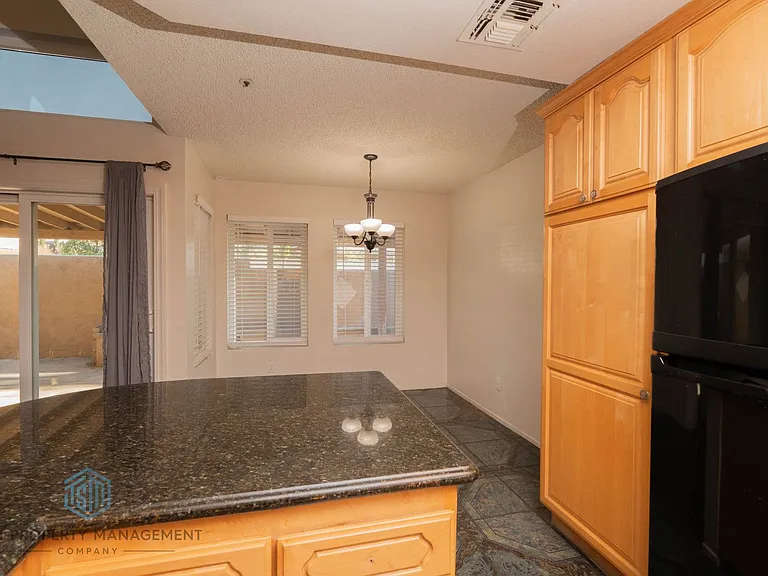 14789 Cinnamon Dr — Photo 7